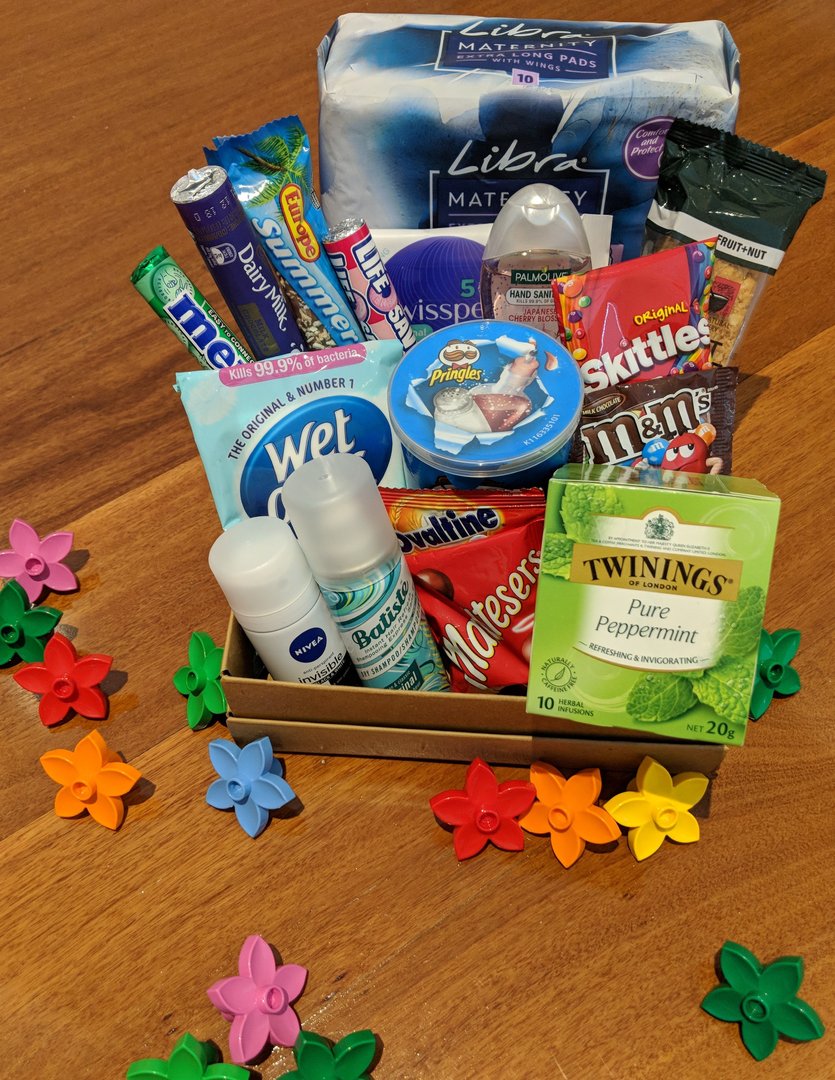 New mum shop gift basket